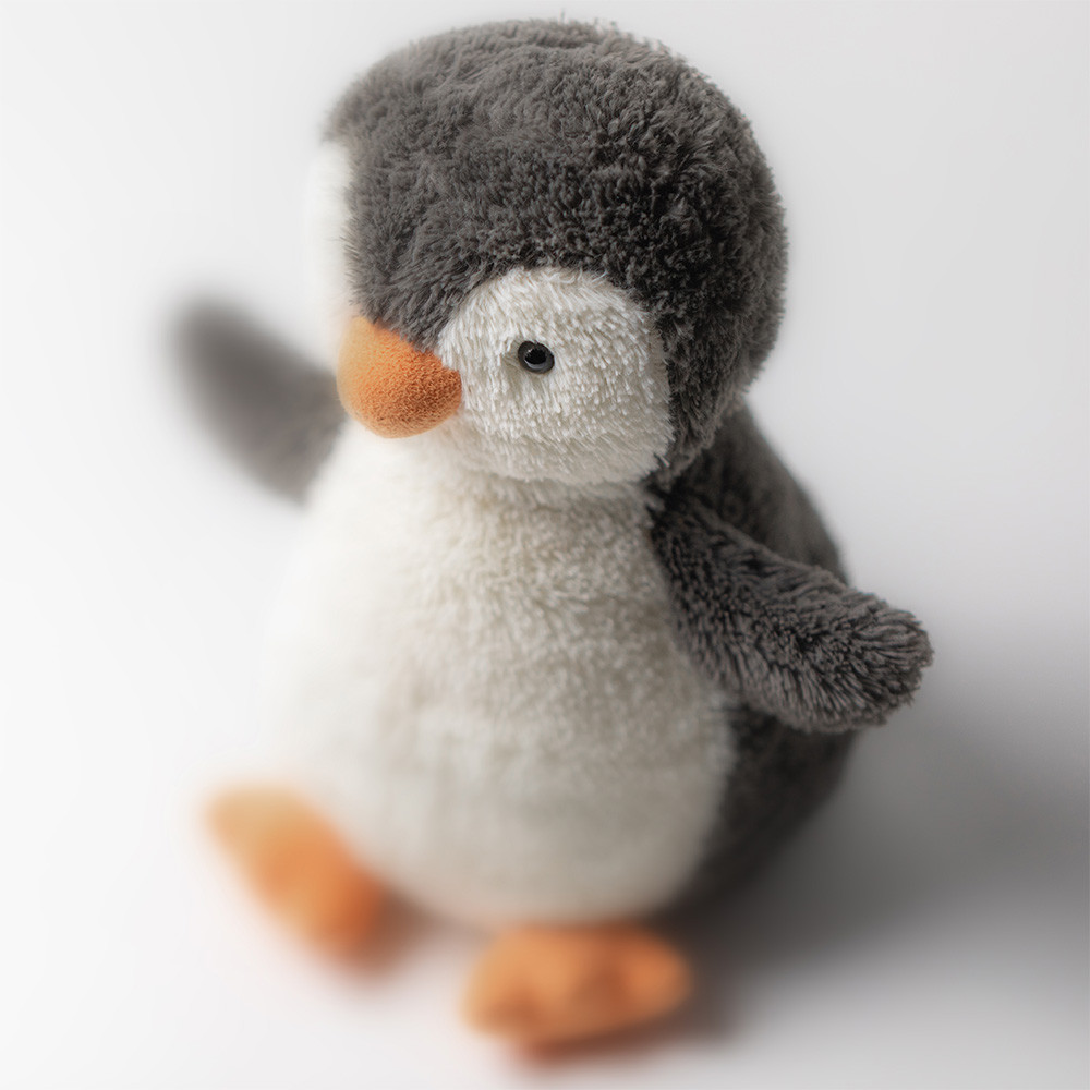 Black / White Jellycat Peanut Penguin | US-FDNA68394